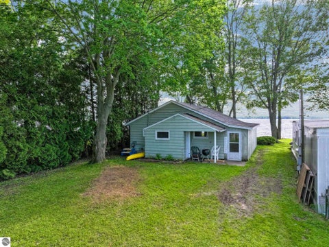 Tiny photo for 657 E Lake Mitchell Drive, Cadillac, MI 49601 (MLS # 1946747)