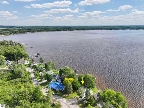 Tiny photo for 657 E Lake Mitchell Drive, Cadillac, MI 49601 (MLS # 1946747)
