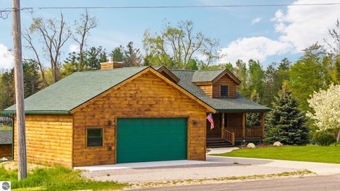 Tiny photo for 103 Arbutus Drive, Cadillac, MI 49601 (MLS # 1945787)