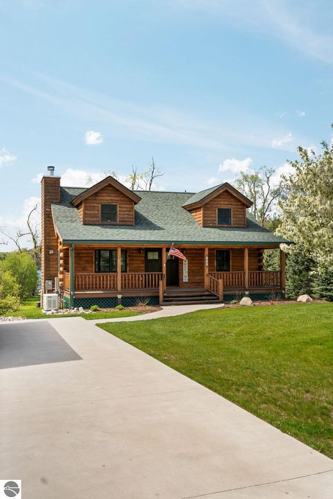 Tiny photo for 103 Arbutus Drive, Cadillac, MI 49601 (MLS # 1945787)