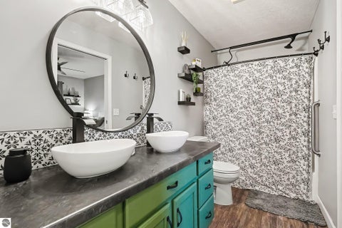 Tiny photo for 1013 Sweeney Street, Mt Pleasant, MI 48858 (MLS # 1951691)
