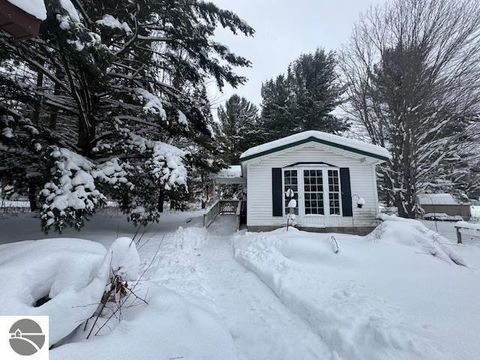 Tiny photo for 488 Autumn, Cadillac, MI 49601 (MLS # 1941215)