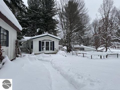 Tiny photo for 488 Autumn, Cadillac, MI 49601 (MLS # 1941215)