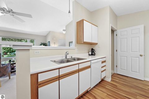 Tiny photo for 2832 Emerald Bluffs, Traverse City, MI 49684 (MLS # 1942601)