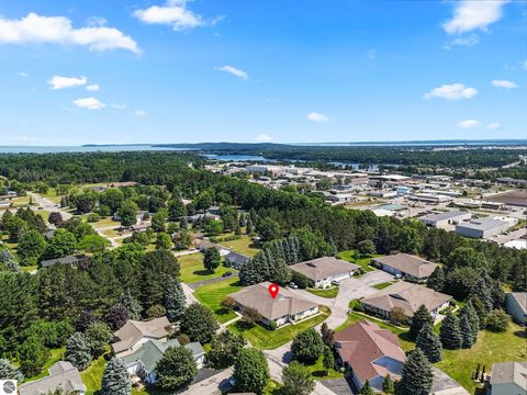 Tiny photo for 2832 Emerald Bluffs, Traverse City, MI 49684 (MLS # 1942601)