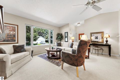 Tiny photo for 2832 Emerald Bluffs, Traverse City, MI 49684 (MLS # 1942601)
