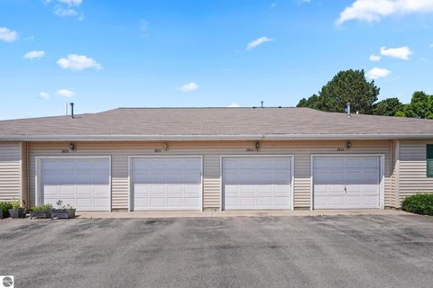 Tiny photo for 2832 Emerald Bluffs, Traverse City, MI 49684 (MLS # 1942601)