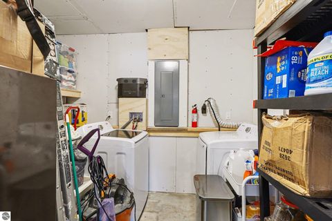 Tiny photo for 9626 Springvale, Boyne Falls, MI 49713 (MLS # 1943098)