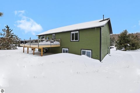 Tiny photo for 9626 Springvale, Boyne Falls, MI 49713 (MLS # 1943098)