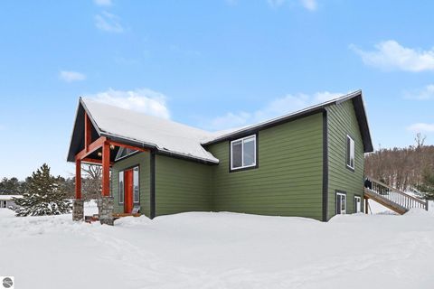 Tiny photo for 9626 Springvale, Boyne Falls, MI 49713 (MLS # 1943098)