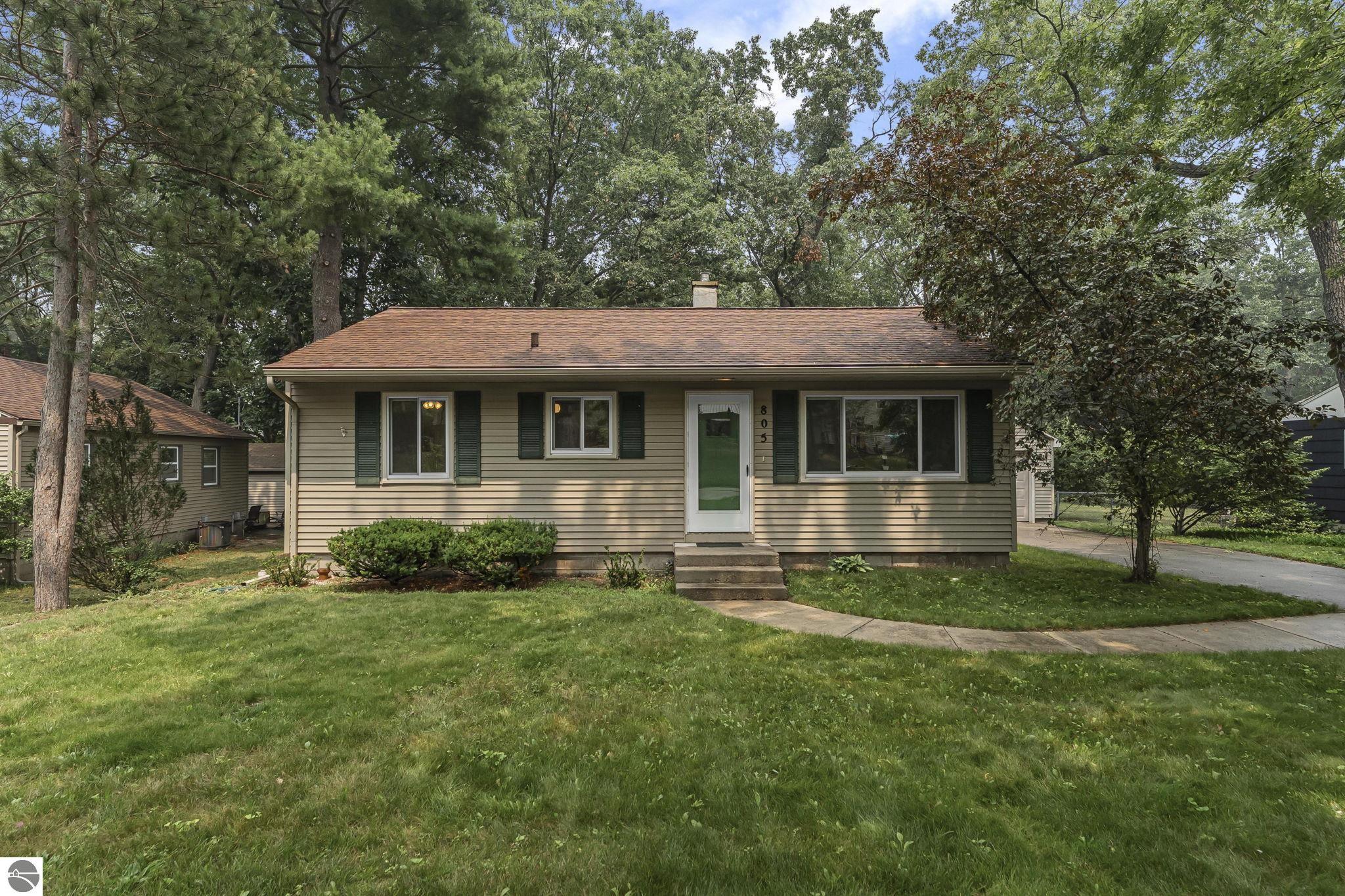Photo 1 of 44 — 805 Indian Trail Boulevard, Traverse City, MI 49686