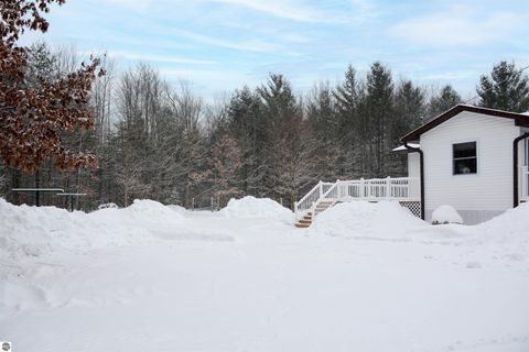 Tiny photo for 6622 Walton Road, Kingsley, MI 49649 (MLS # 1941835)