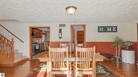 Tiny photo for 421 E Hillcrest Street, Alma, MI 48801 (MLS # 1941433)
