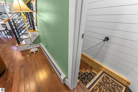 Tiny photo for 303 W Eleventh Street, Traverse City, MI 49684 (MLS # 1944320)