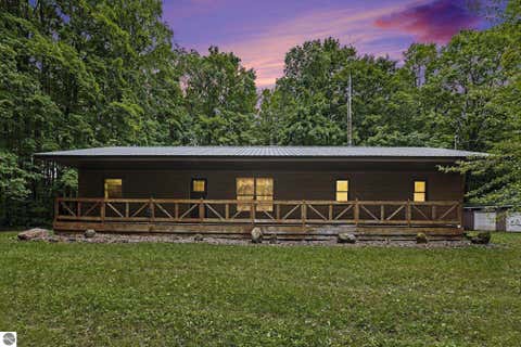 Photo of 444 Westlane Drive, Lake City, MI 49651 (MLS # 1947879)