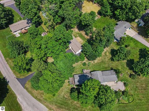 Tiny photo for 33 Bluejay Road, Traverse City, MI 49696 (MLS # 1948683)