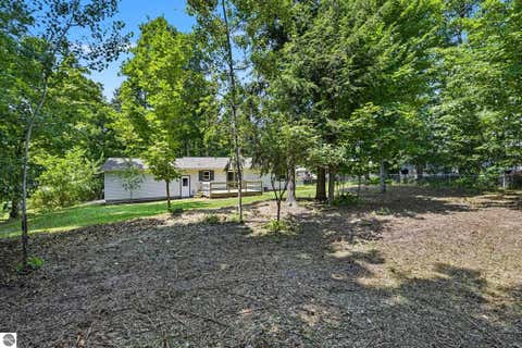 Tiny photo for 33 Bluejay Road, Traverse City, MI 49696 (MLS # 1948683)