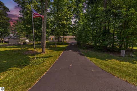 Tiny photo for 33 Bluejay Road, Traverse City, MI 49696 (MLS # 1948683)