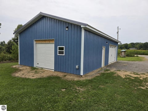 Tiny photo for 5277 S Wise Road, Shepherd, MI 48883 (MLS # 1950027)