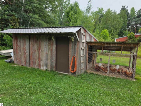 Tiny photo for 5277 S Wise Road, Shepherd, MI 48883 (MLS # 1950027)