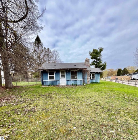 Photo of 2927 N Main Street, Central Lake, MI 49622 (MLS # 1946739)