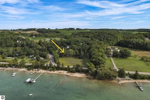 Photo of 1996 Island View Road, Traverse City, MI 49686 (MLS # 1950695)