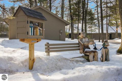 Tiny photo for 6273 Summit Court, Traverse City, MI 49686 (MLS # 1942366)