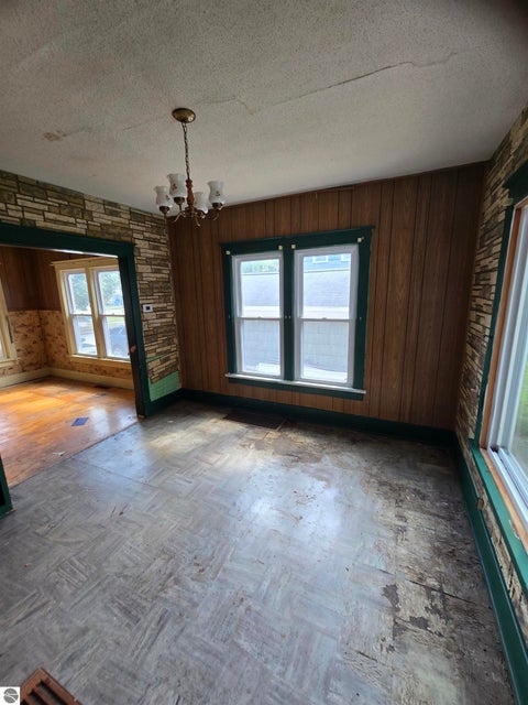 Tiny photo for 907 N Court Avenue, Alma, MI 48801 (MLS # 1950069)