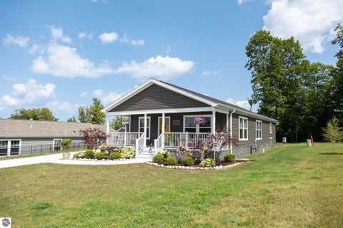 Tiny photo for 2132 Vista View Drive, Traverse City, MI 49686 (MLS # 1951166)