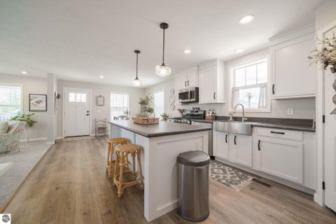 Tiny photo for 2132 Vista View Drive, Traverse City, MI 49686 (MLS # 1951166)