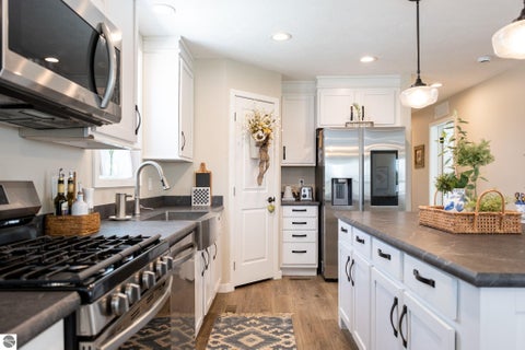 Tiny photo for 2132 Vista View Drive, Traverse City, MI 49686 (MLS # 1951166)