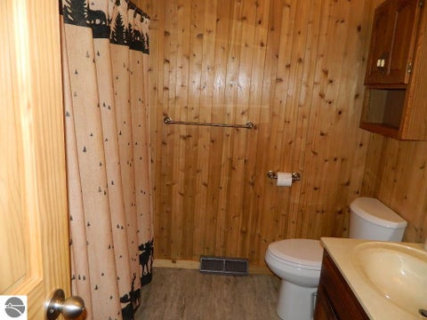Tiny photo for 19282 Highway US 10, Reed City, MI 49677 (MLS # 1948849)