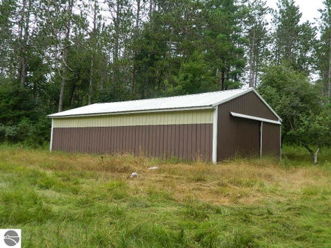 Tiny photo for 19282 Highway US 10, Reed City, MI 49677 (MLS # 1948849)
