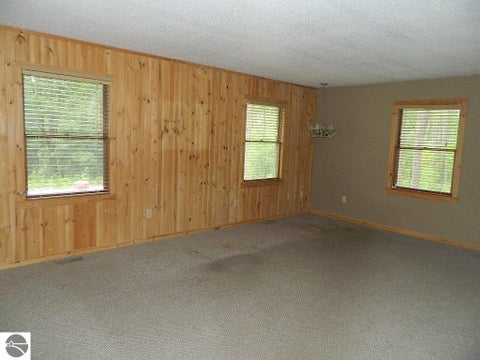 Tiny photo for 19282 Highway US 10, Reed City, MI 49677 (MLS # 1948849)