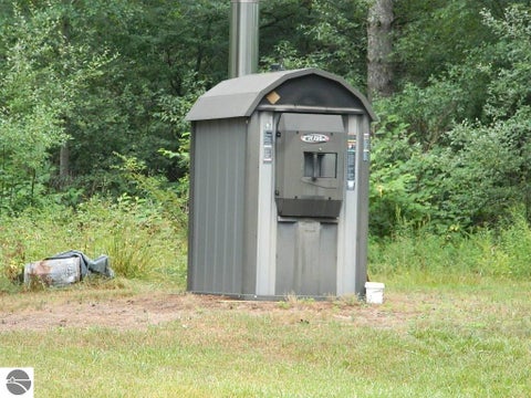 Tiny photo for 19282 Highway US 10, Reed City, MI 49677 (MLS # 1948849)