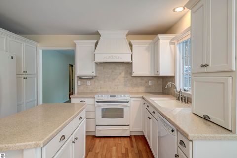 Tiny photo for 1170 Braebury Way, Traverse City, MI 49686 (MLS # 1941886)