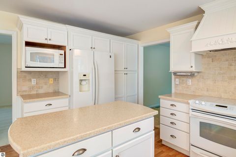 Tiny photo for 1170 Braebury Way, Traverse City, MI 49686 (MLS # 1941886)