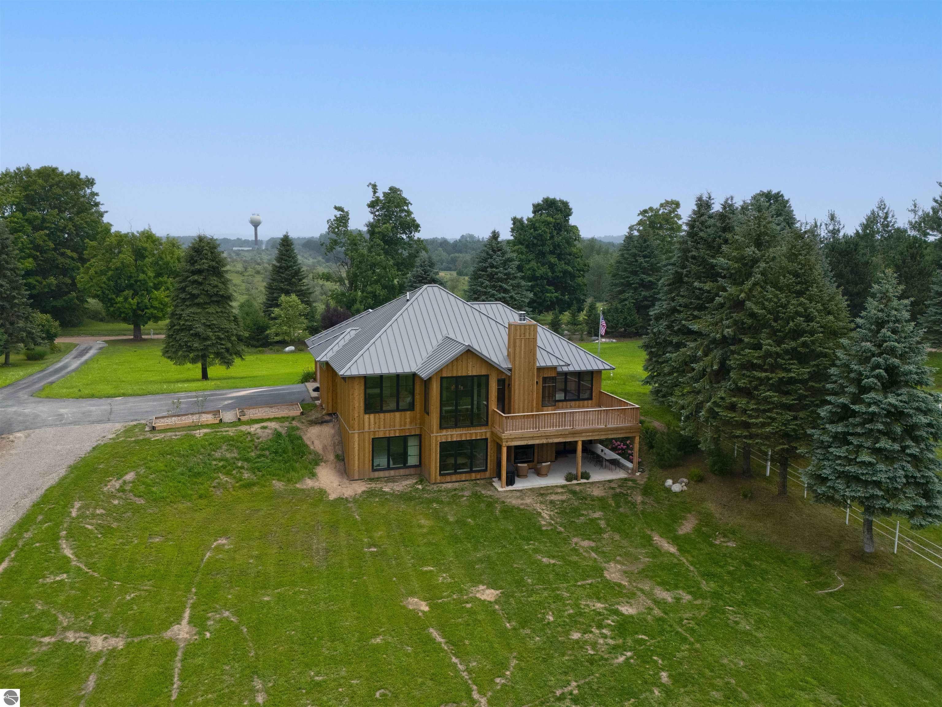 7692 Crisp Road - Photo 4