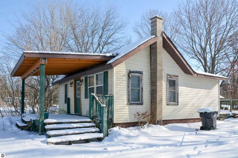 Photo of 18495 W Cleon Street, Copemish, MI 49625 (MLS # 1941658)
