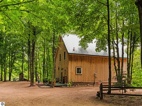 Tiny photo for 2216 W 16 Road, Mesick, MI 49668 (MLS # 1949899)