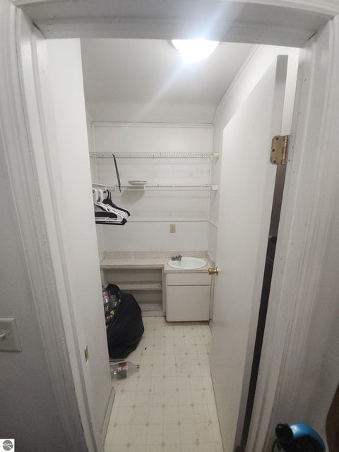 Tiny photo for 310 N Mountain Street, Bay City, MI 48706 (MLS # 1946918)