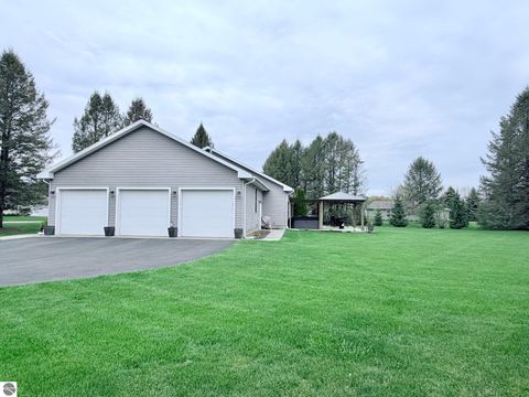 Tiny photo for 888 Clyde Lee Dr, Traverse City, MI 49696 (MLS # 1944667)