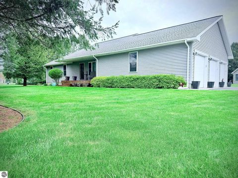 Tiny photo for 888 Clyde Lee Dr, Traverse City, MI 49696 (MLS # 1944667)