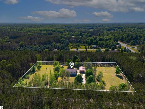 Tiny photo for 10705 Thiel RD, Traverse City, MI 49684 (MLS # 1947225)