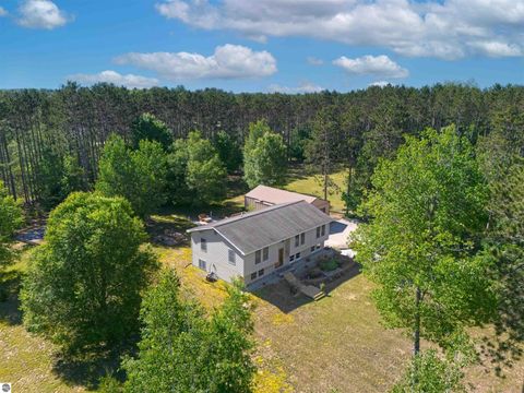 Tiny photo for 10705 Thiel RD, Traverse City, MI 49684 (MLS # 1947225)