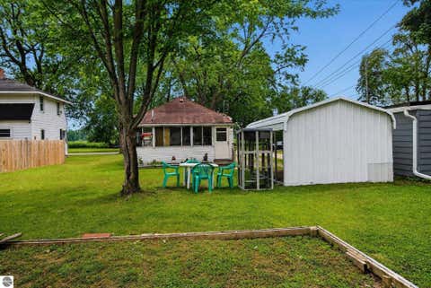 Tiny photo for 1215 Rosedale Street, Alma, MI 48801 (MLS # 1949028)