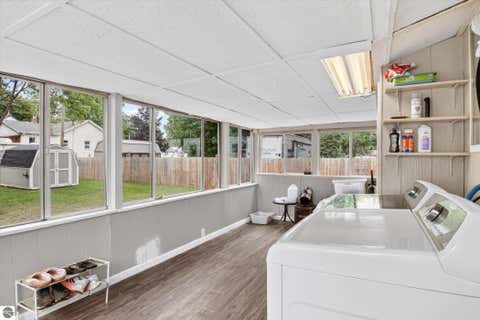 Tiny photo for 1215 Rosedale Street, Alma, MI 48801 (MLS # 1949028)