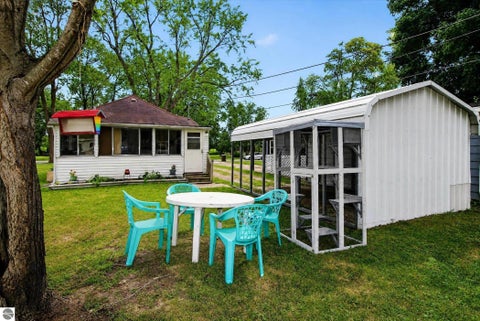 Tiny photo for 1215 Rosedale Street, Alma, MI 48801 (MLS # 1949028)