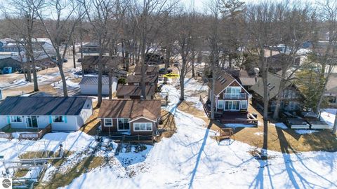 Tiny photo for 3974 W Houghton Lake Drive #Unit 7, Houghton Lake, MI 48629 (MLS # 1943079)