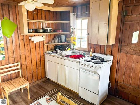 Tiny photo for 3974 W Houghton Lake Drive #Unit 7, Houghton Lake, MI 48629 (MLS # 1943079)